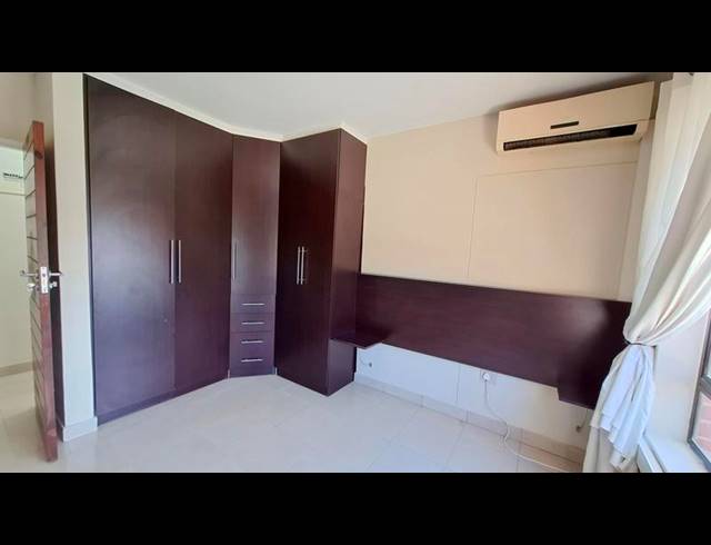 2 BEDROOM PROPERTY TO RENT IN OVERPORT